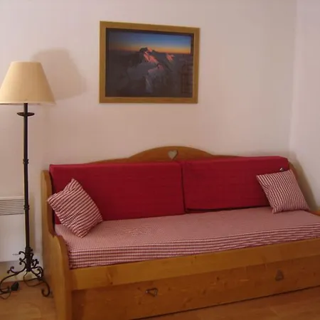 Lagrange Les Valmonts De Val Cenis 假日公园 3*